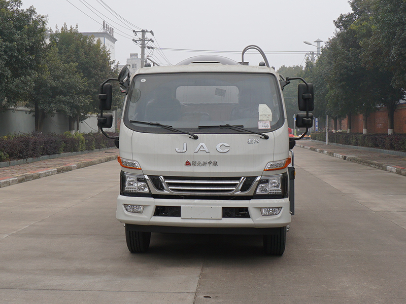 中潔牌XZL5128GXW6型吸污車