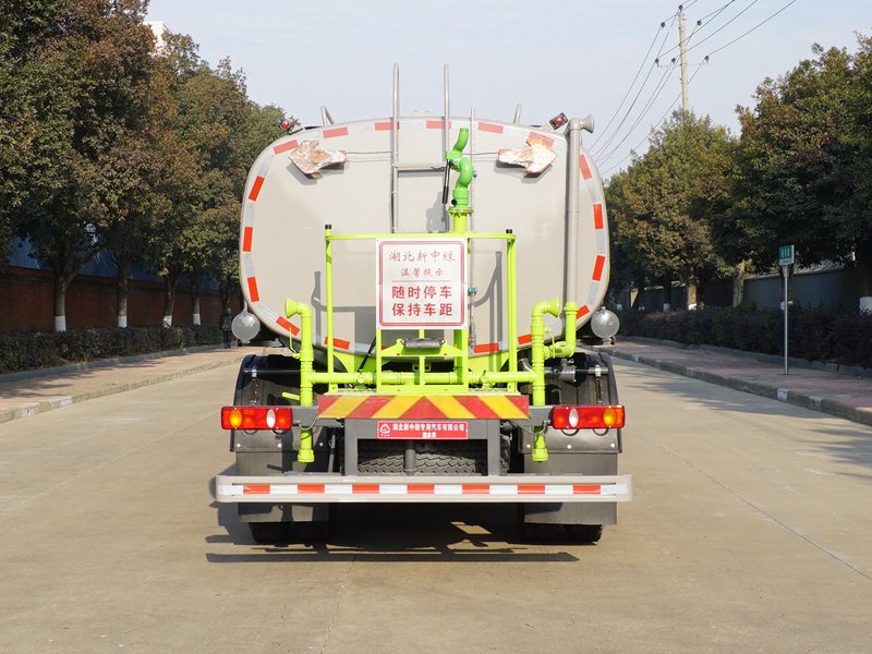 中潔牌XZL5166GSS6型灑水車